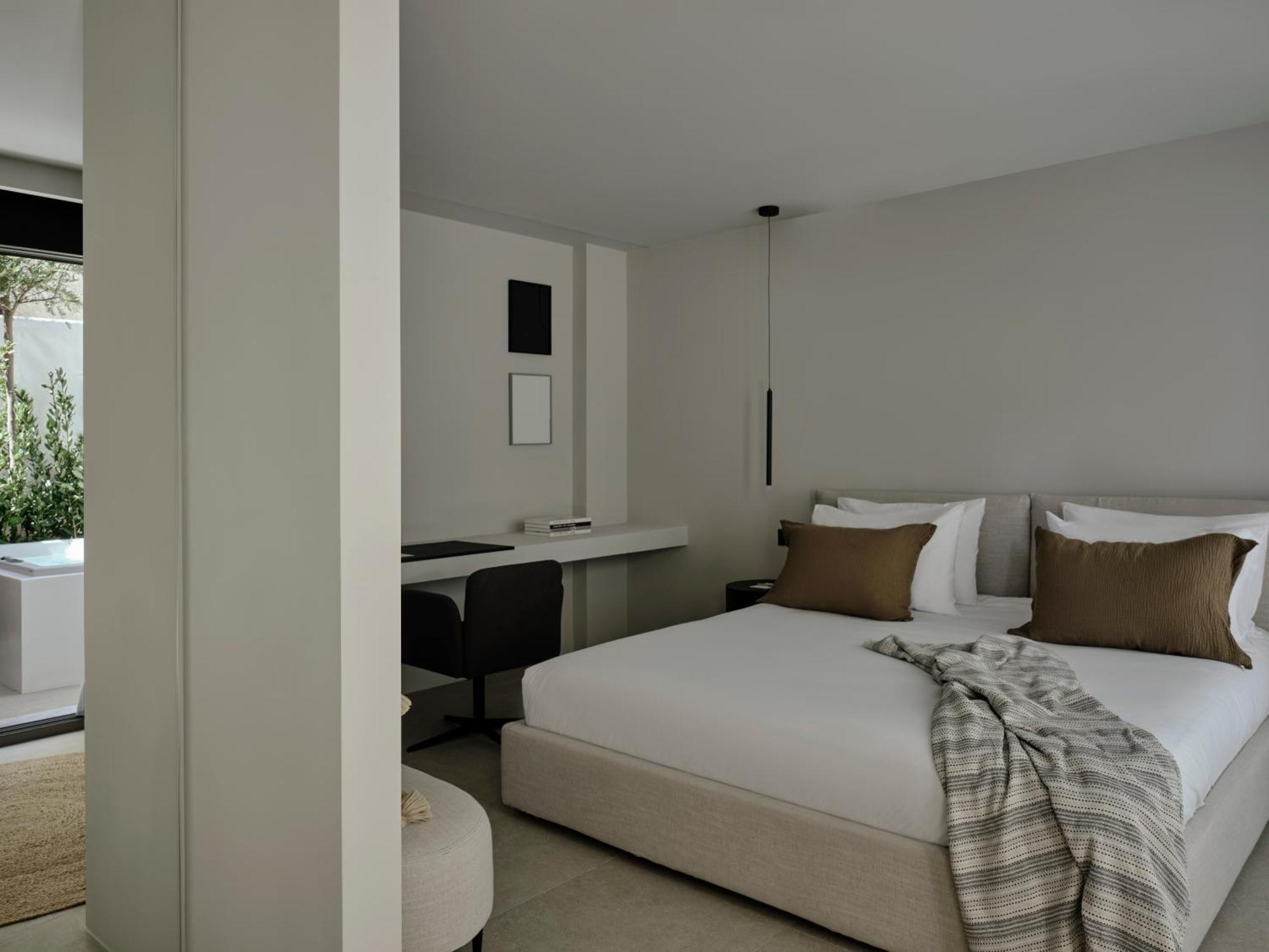 Bond Smart Living Suites Athens Exterior photo